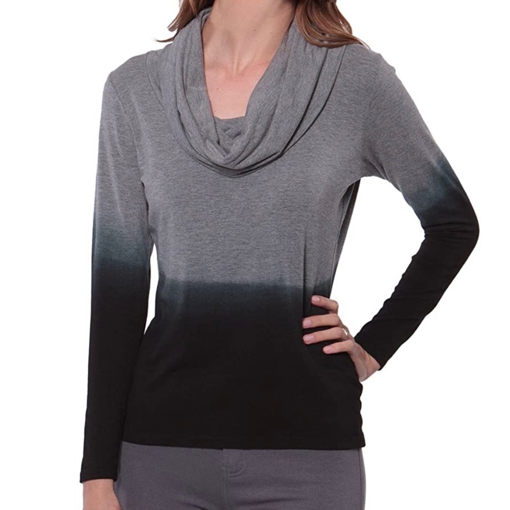 Woman’s cowl next long sleeve